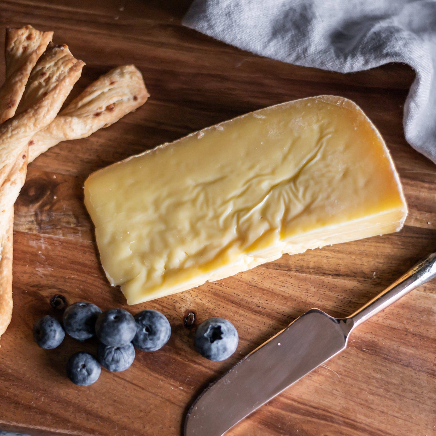 Monte Nardi - 1.75kg - Cheese Therapy